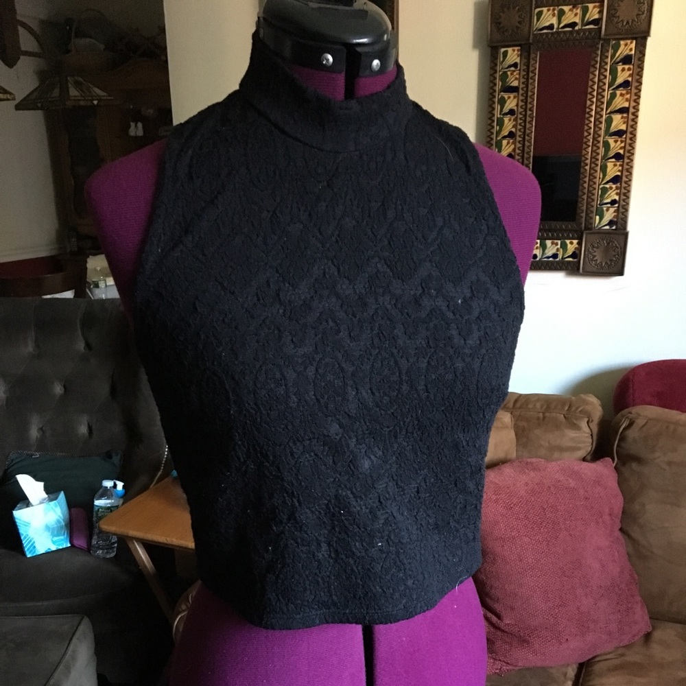 Mock Turtleneck Black Crop Top FOREVER 21